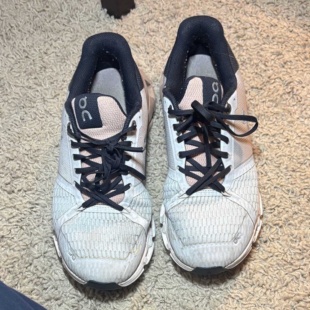 On Running Couldflyer Glacier Rosebrown - women’s 7.5
